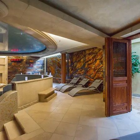 Apartment Vacationclub - Loft 40 *